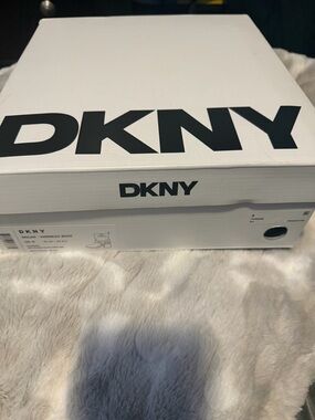 Dkny White and Black Logo Shoe Box